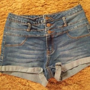 Refuge Jean Shorts High-waisted Size 6